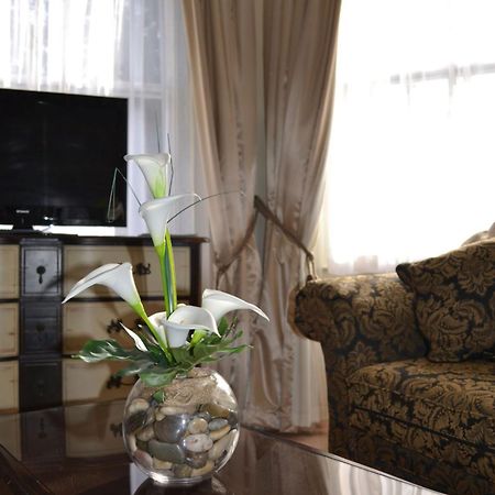 Stags Head Hotel โบว์เนส ออน วินเดอเมียร์ ภายนอก รูปภาพ