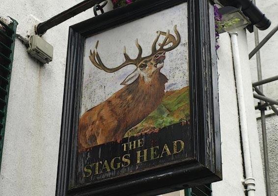 Stags Head Hotel โบว์เนส ออน วินเดอเมียร์ ภายนอก รูปภาพ