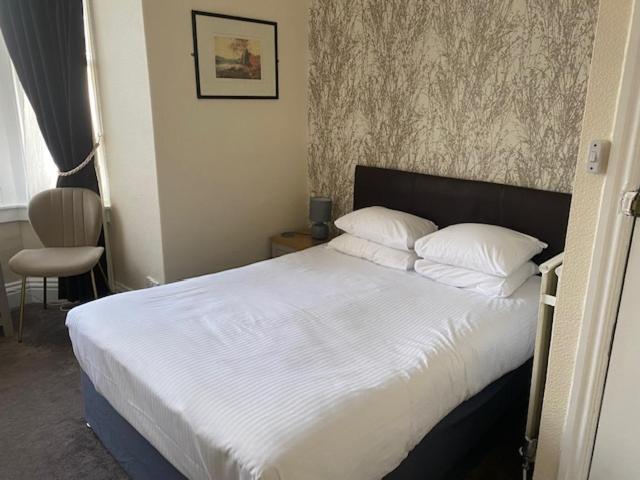 Stags Head Hotel โบว์เนส ออน วินเดอเมียร์ ภายนอก รูปภาพ